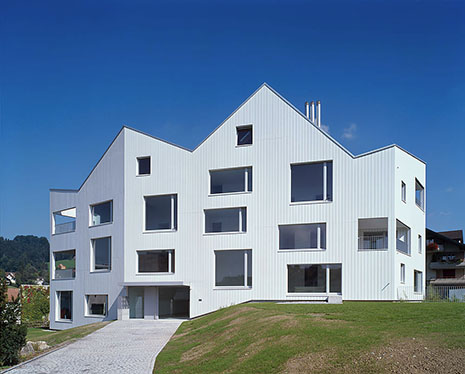(BDT_16_049) Apartment Building, Teufen