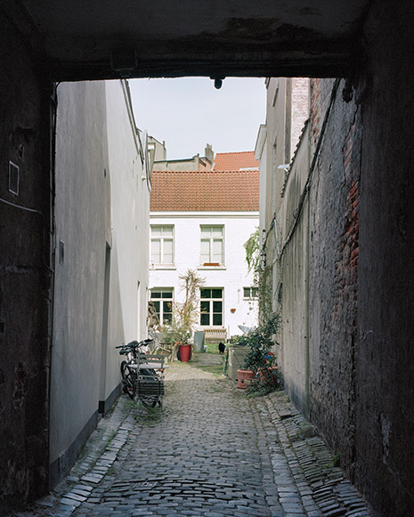 Les Impasses du Quartier Hors-Château - Intriguing Alleys in Liège