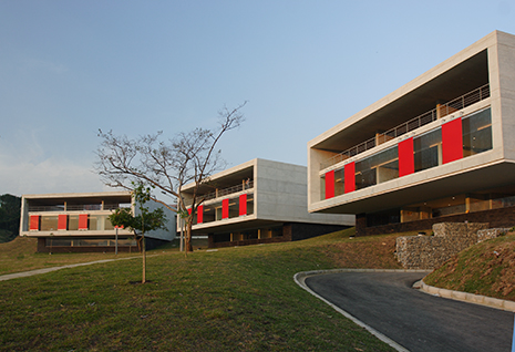 (BDT_30_002) León de Greiff Library